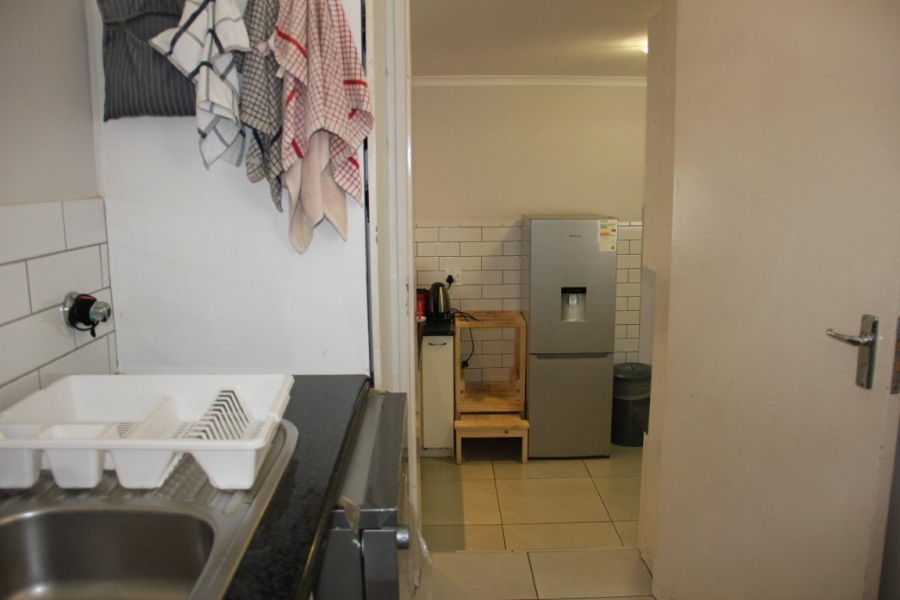 To Let 3 Bedroom Property for Rent in Heldervue Western Cape